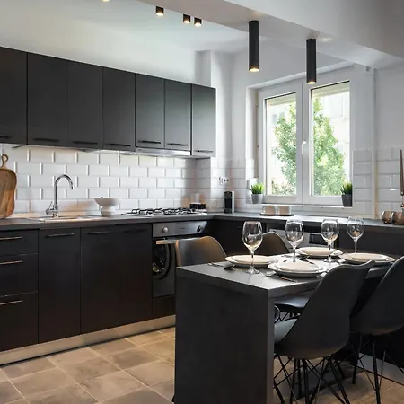 Artful & Light-filled 2br On Calea Victoriei - Prime Spot Apartment Bucharest