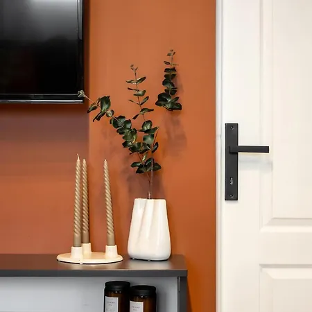 דירה Artful & Light-filled 2br On Calea Victoriei - Prime Spot בוקרשט