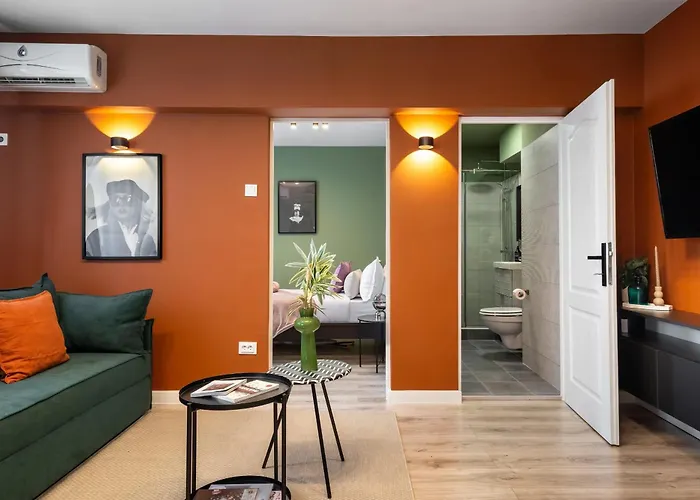 Διαμέρισμα Artful & Light-filled 2br On Calea Victoriei - Prime Spot Βουκουρέστι