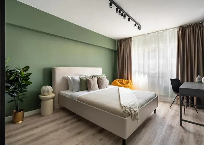 Artful&light-filled 2br On Calea Victoriei - Prime Spot Apartament *