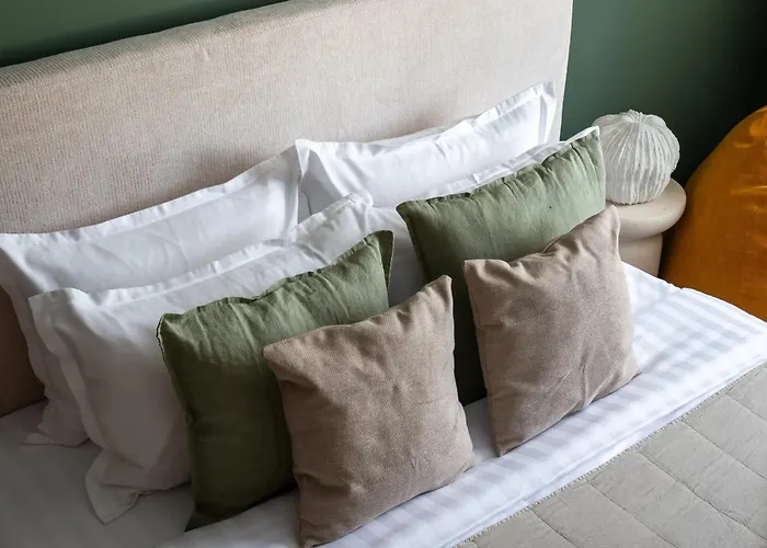 Artful&light-filled 2br On Calea Victoriei - Prime Spot *