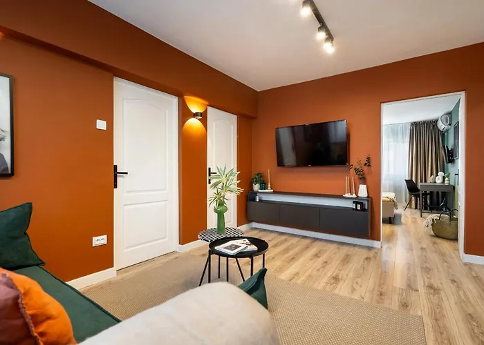 Apartment Artful & Light-filled 2br On Calea Victoriei - Prime Spot