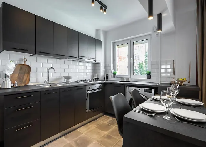 Artful & Light-filled 2br On Calea Victoriei - Prime Spot *