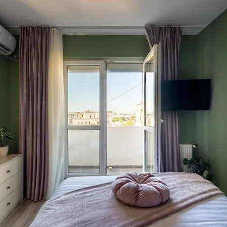 Apartmán Artful & Light-filled 2br On Calea Victoriei - Prime Spot Bukurešť