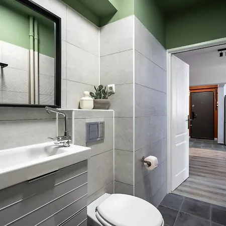Artful & Light-filled 2br On Calea Victoriei - Prime Spot * Bukurešť